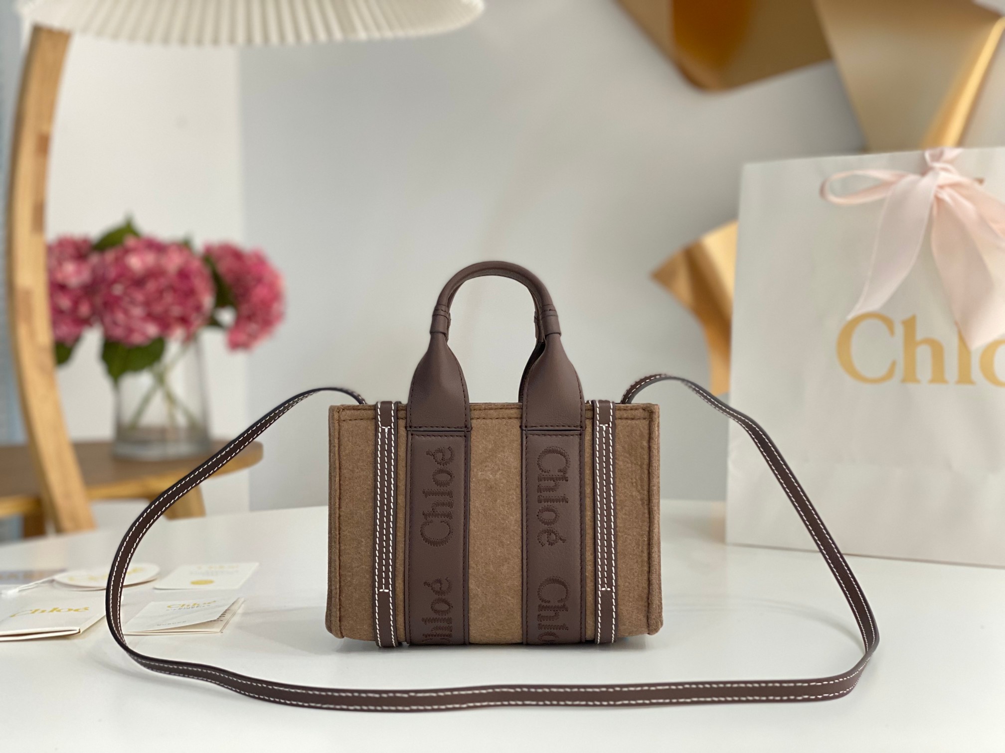 Chloe Mini Woody Tote Bag In Linen